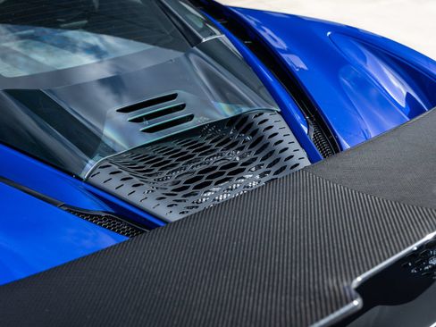 Used 2026 McLaren 750S RWD image 16