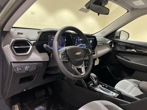 New 2026 Chevrolet TrailBlazer LT w/ LT Cold Weather Package AWD/4WD image 9