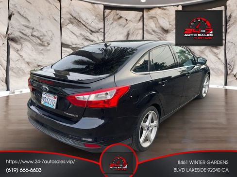 Used 2013 Ford Focus Titanium w/ Titanium Handling Pkg image 5