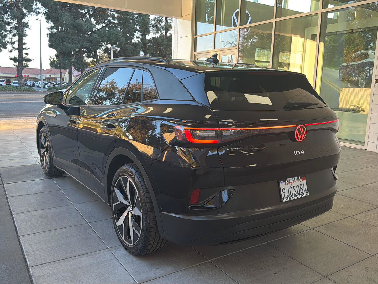 Certified 2023 Volkswagen ID.4 Pro S RWD image 3