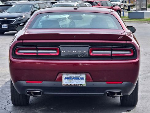 Used 2022 Dodge Challenger GT image 12