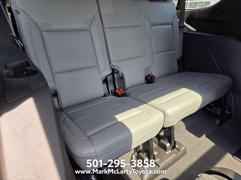 Used 2021 Chevrolet Tahoe Z71 AWD/4WD image 14