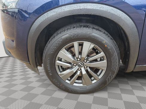 Used 2023 Nissan Pathfinder SV AWD/4WD image 23