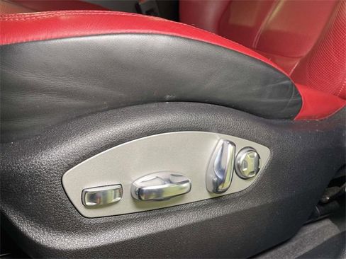 Used 2022 Porsche Macan image 17