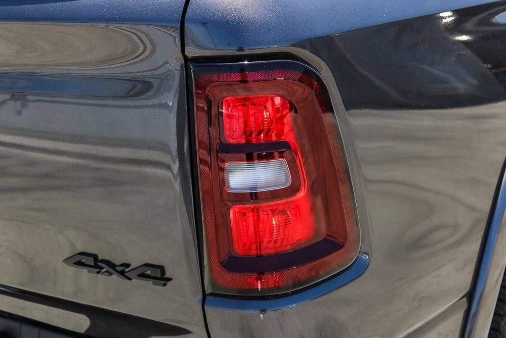 New 2026 RAM 1500 Big Horn AWD/4WD image 10