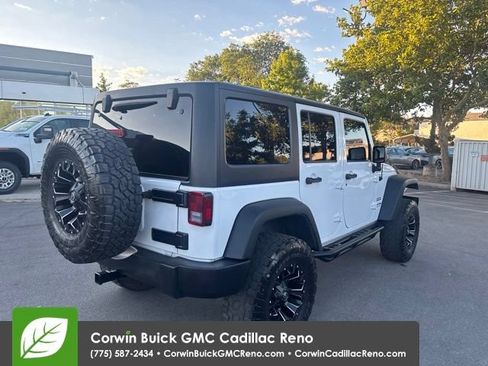 Used 2018 Jeep Wrangler Unlimited Sport S AWD/4WD image 8