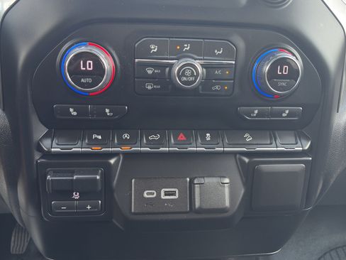 Used 2022 Chevrolet Silverado 1500 RST AWD/4WD image 21