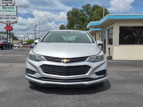 Used 2016 Chevrolet Cruze LT w/ Convenience Package image 2