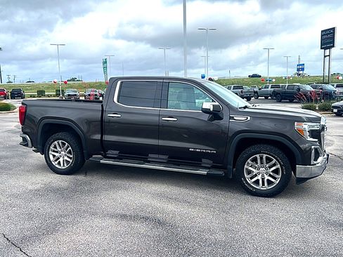 Used 2021 GMC Sierra 1500 SLT image 4