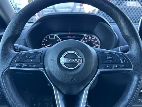 Used 2024 Nissan Sentra SV image 25