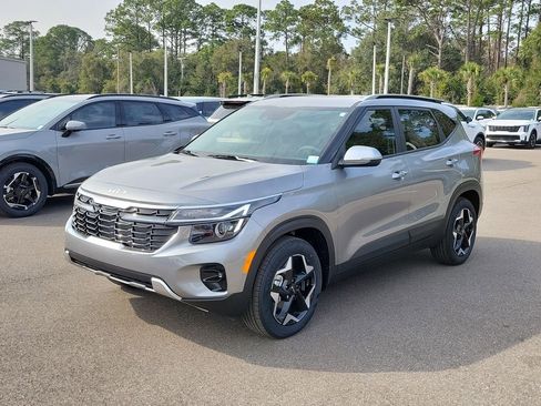 New 2026 Kia Seltos S image 3