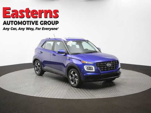 Used 2023 Hyundai Venue Limited w/ Cargo Package FWD image 50