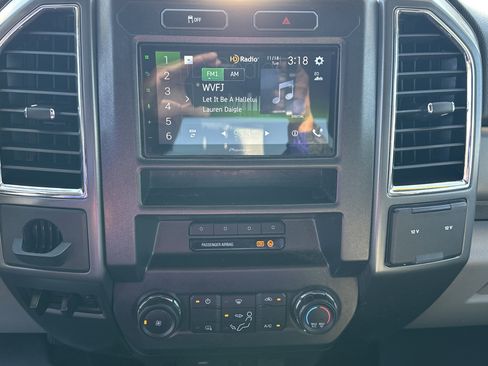Used 2017 Ford F250 XLT image 28
