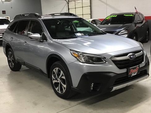Used 2020 Subaru Outback Limited w/ Tech Package 2 image 3