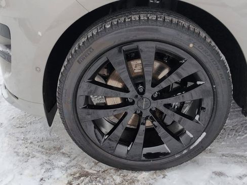 New 2026 Land Rover Range Rover Sport Dynamic SE image 13