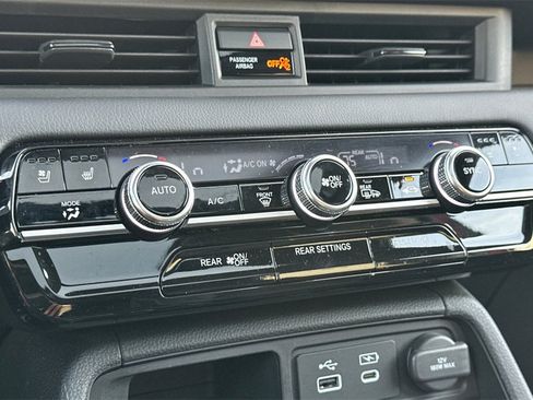 Certified 2024 Honda Pilot Elite image 22