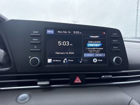 Used 2022 Hyundai Elantra SEL image 26