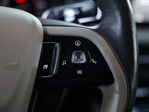 Used 2021 Lincoln Corsair FWD w/ Premium Package image 32