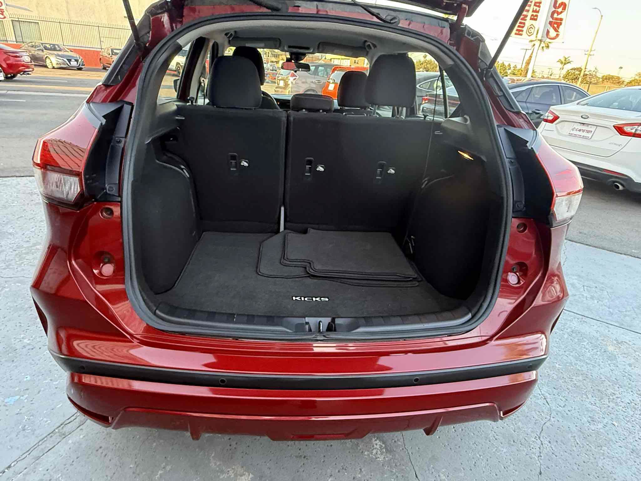Used 2022 Nissan Kicks SV FWD image 63