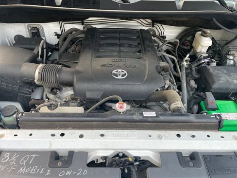Used 2020 Toyota Tundra SR5 AWD/4WD image 22