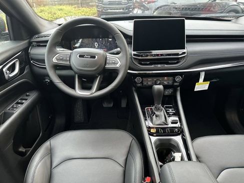 New 2026 Jeep Compass Limited image 21