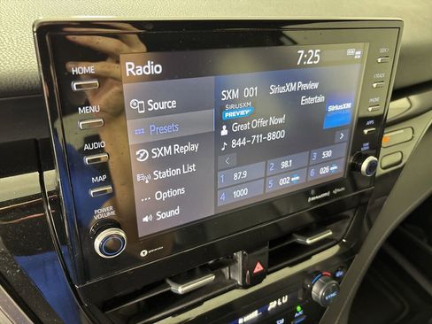 Used 2024 Toyota Camry XLE FWD image 25