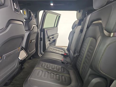 Used 2024 Rivian R1S Adventure image 21