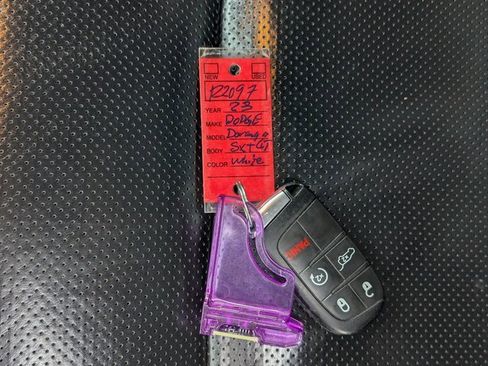 Used 2023 Dodge Durango GT image 40