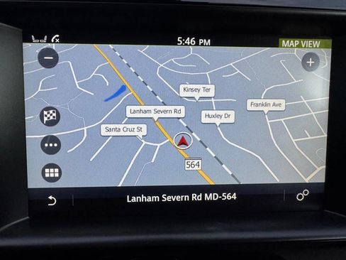 Used 2017 Jaguar F-PACE Premium image 22