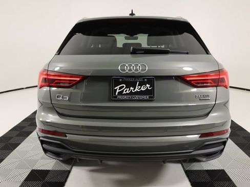 Certified 2025 Audi Q3 2.0T Premium w/ Convenience Package AWD/4WD image 4