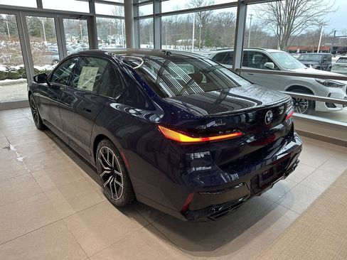 New 2026 BMW 760i xDrive w/ Executive Package image 4