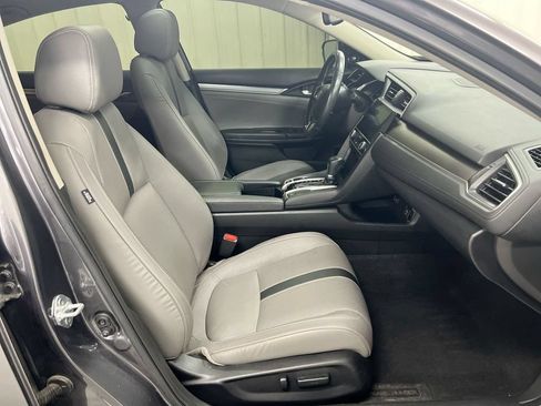 Used 2018 Honda Civic Touring image 23