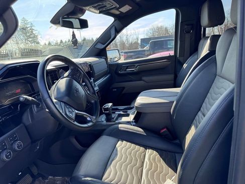 Used 2024 Chevrolet Silverado 1500 ZR2 w/ LPO, Dark Essentials Package image 7