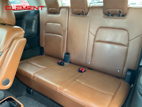 Used 2023 Nissan Pathfinder Platinum AWD/4WD image 34