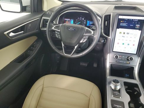 Used 2021 Ford Edge SEL w/ Convenience Package FWD image 16