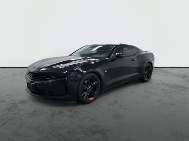 Used 2020 Chevrolet Camaro LT w/ RS Package RWD image 8