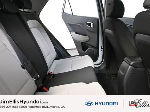 Certified 2023 Hyundai Venue SEL w/ Cargo Package image 16