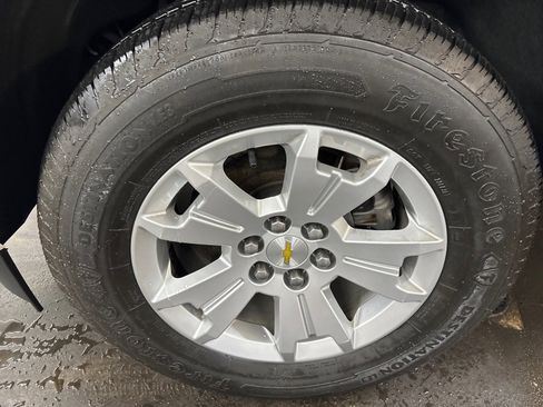 Used 2022 Chevrolet Colorado LT w/ Safety Package image 8