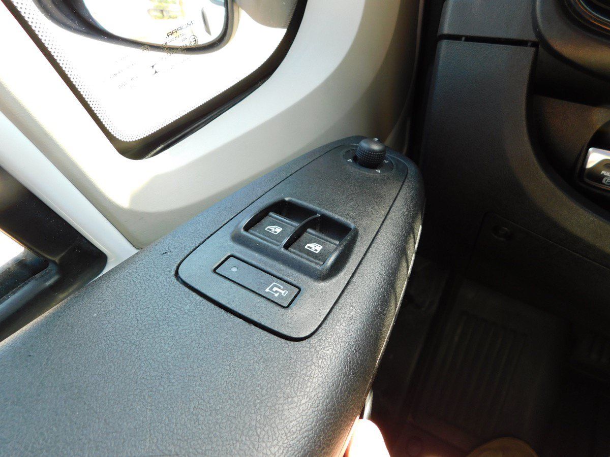 Used 2022 RAM ProMaster 2500 w/ Premium Convenience Group FWD image 18