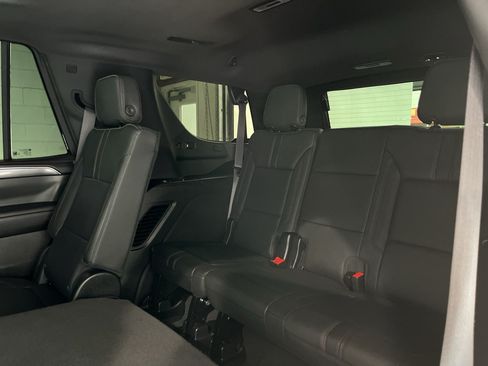 Used 2024 Chevrolet Tahoe RST w/ Sport Performance Package AWD/4WD image 18