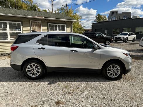 Used 2019 Chevrolet Equinox LT image 6