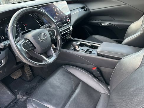 Used 2024 Lexus RX 350h image 9