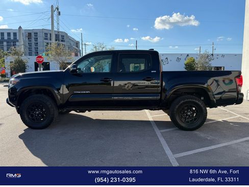 Used 2023 Toyota Tacoma SR5 image 15