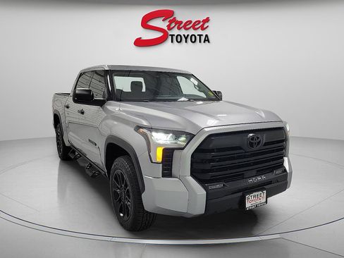 Used 2023 Toyota Tundra SR5 image 5