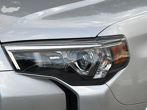 Used 2023 Toyota 4Runner SR5 Premium image 6