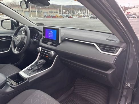 Used 2023 Toyota RAV4 XLE image 11