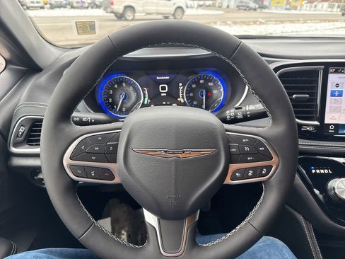 New 2026 Chrysler Pacifica Limited image 50
