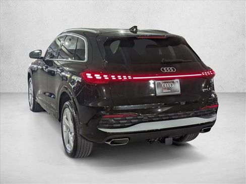 New 2025 Audi Q5 Premium Plus image 8