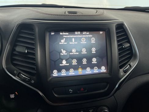 Used 2020 Jeep Cherokee Trailhawk w/ Cold Weather Group image 73