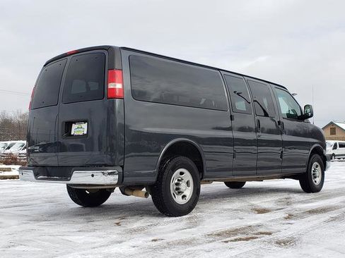 Used 2016 Chevrolet Express 3500 LT w/ LT Preferred Equipment Group image 6
